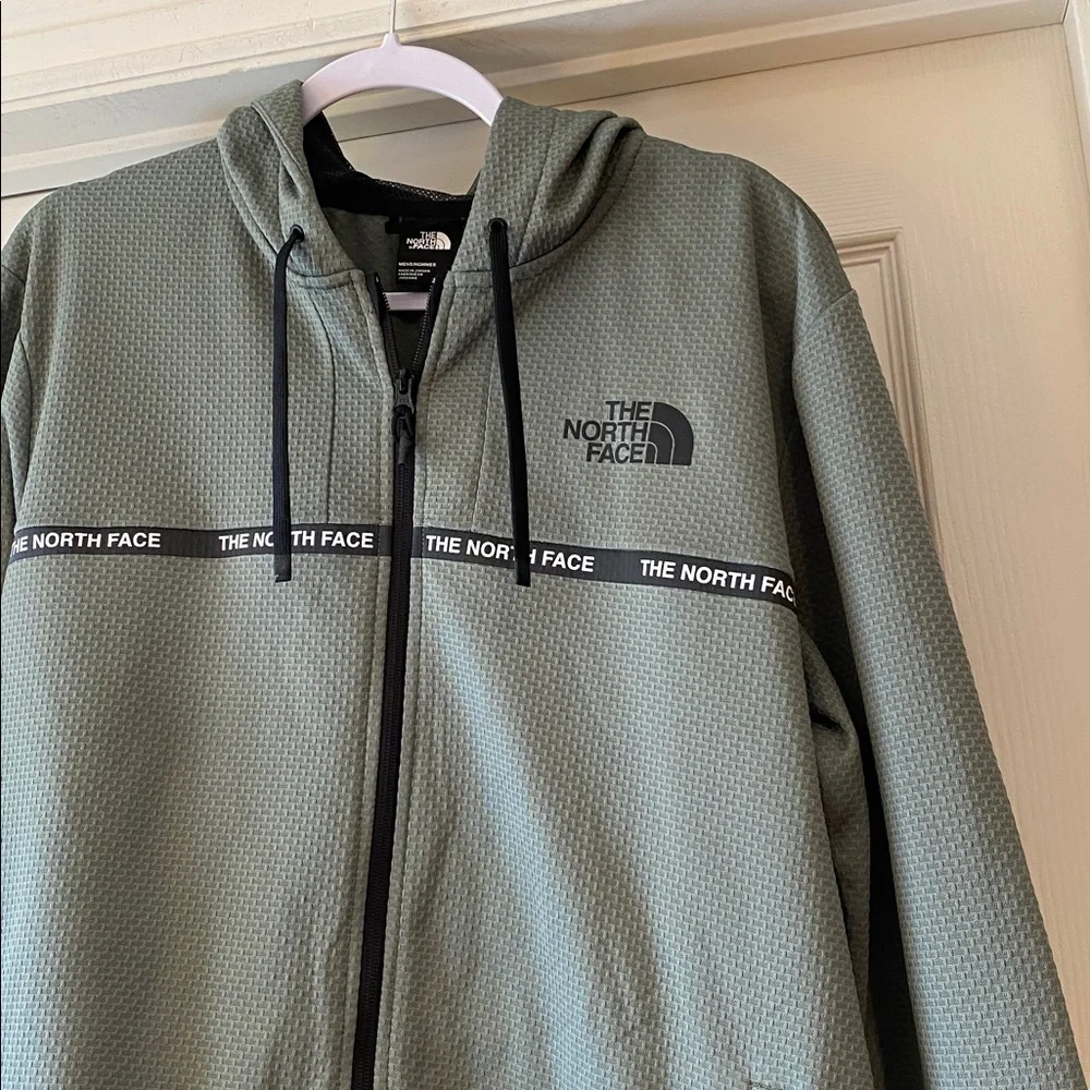The North Face Men's Olive Zip-Up Track Jacket Sz XL. Box11